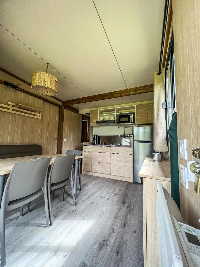 Onlycamp Camping Le Champ D'Ete Reyssouze Bagian luar foto