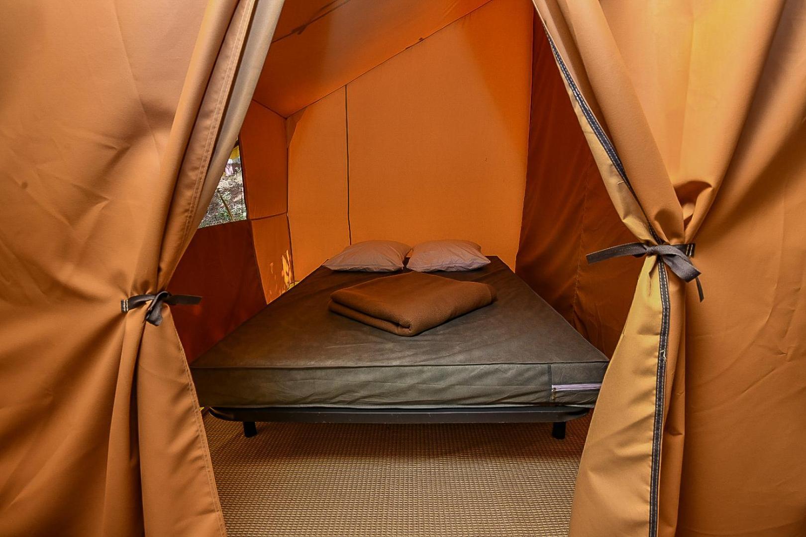 Onlycamp Camping Le Champ D'Ete Reyssouze Bagian luar foto