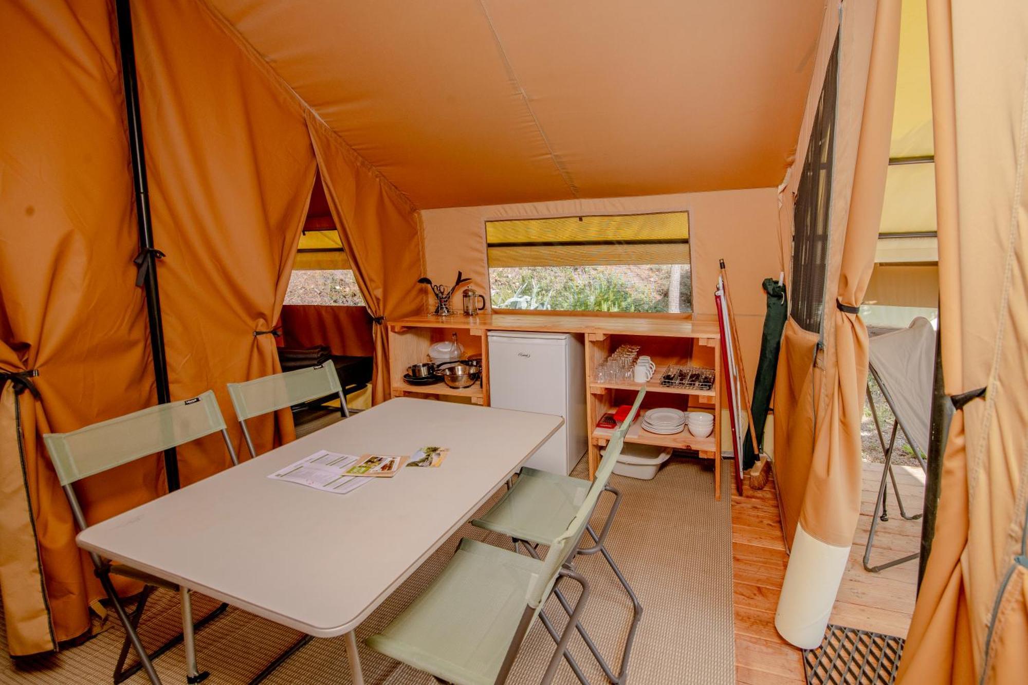 Onlycamp Camping Le Champ D'Ete Reyssouze Bagian luar foto