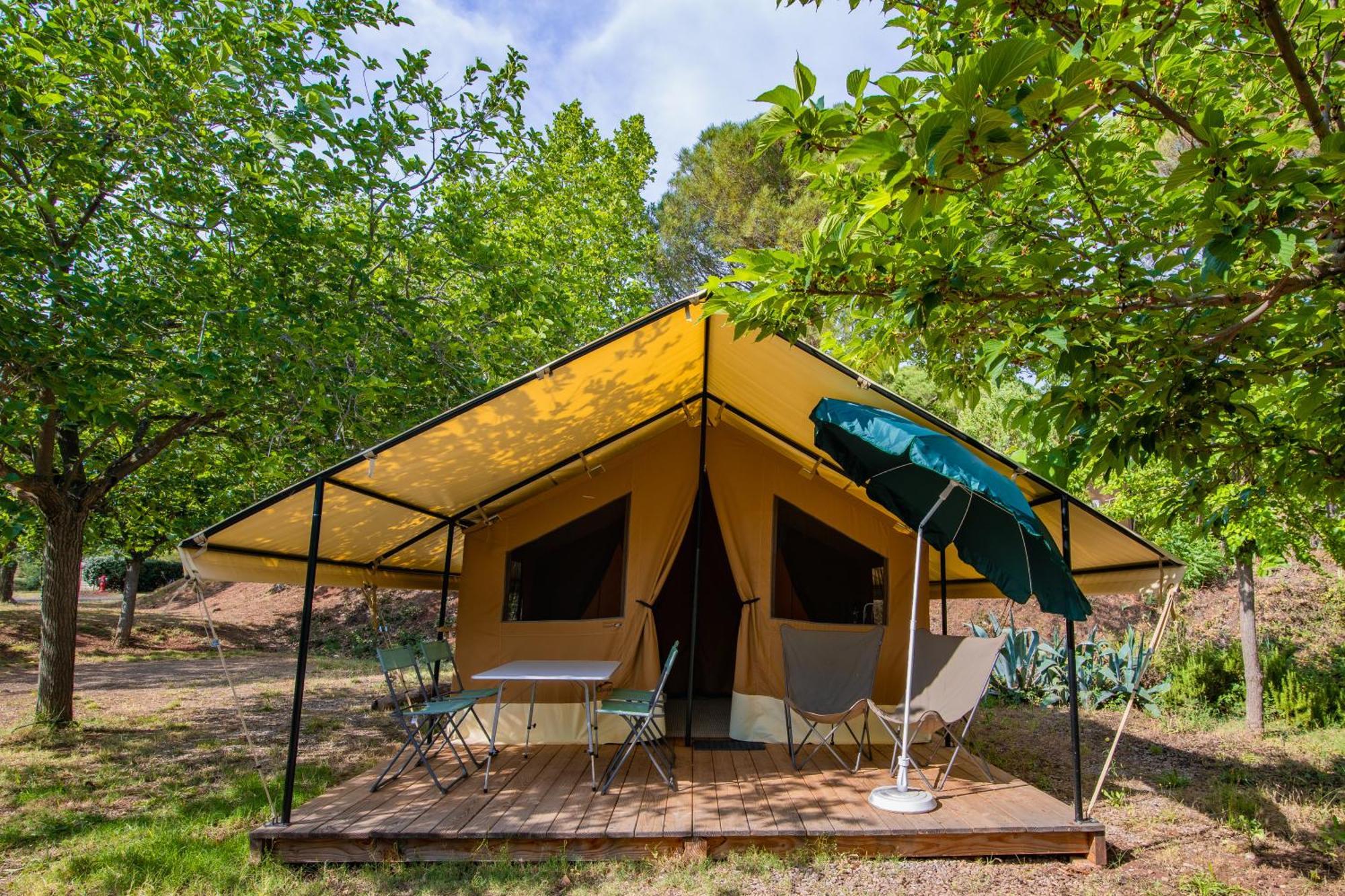 Onlycamp Camping Le Champ D'Ete Reyssouze Bagian luar foto